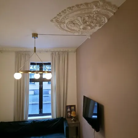 Central Oslo - Sleeps 8 - 4Br Near Oslo S * Oslo