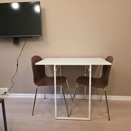 Central Oslo - Sleeps 8 - 4Br Near Oslo S