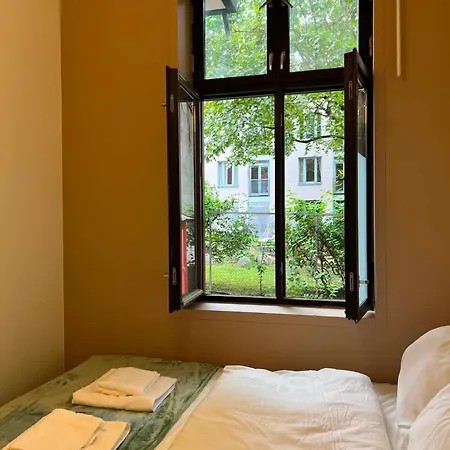 - Sleeps 8 - 4br Near S Apartment *